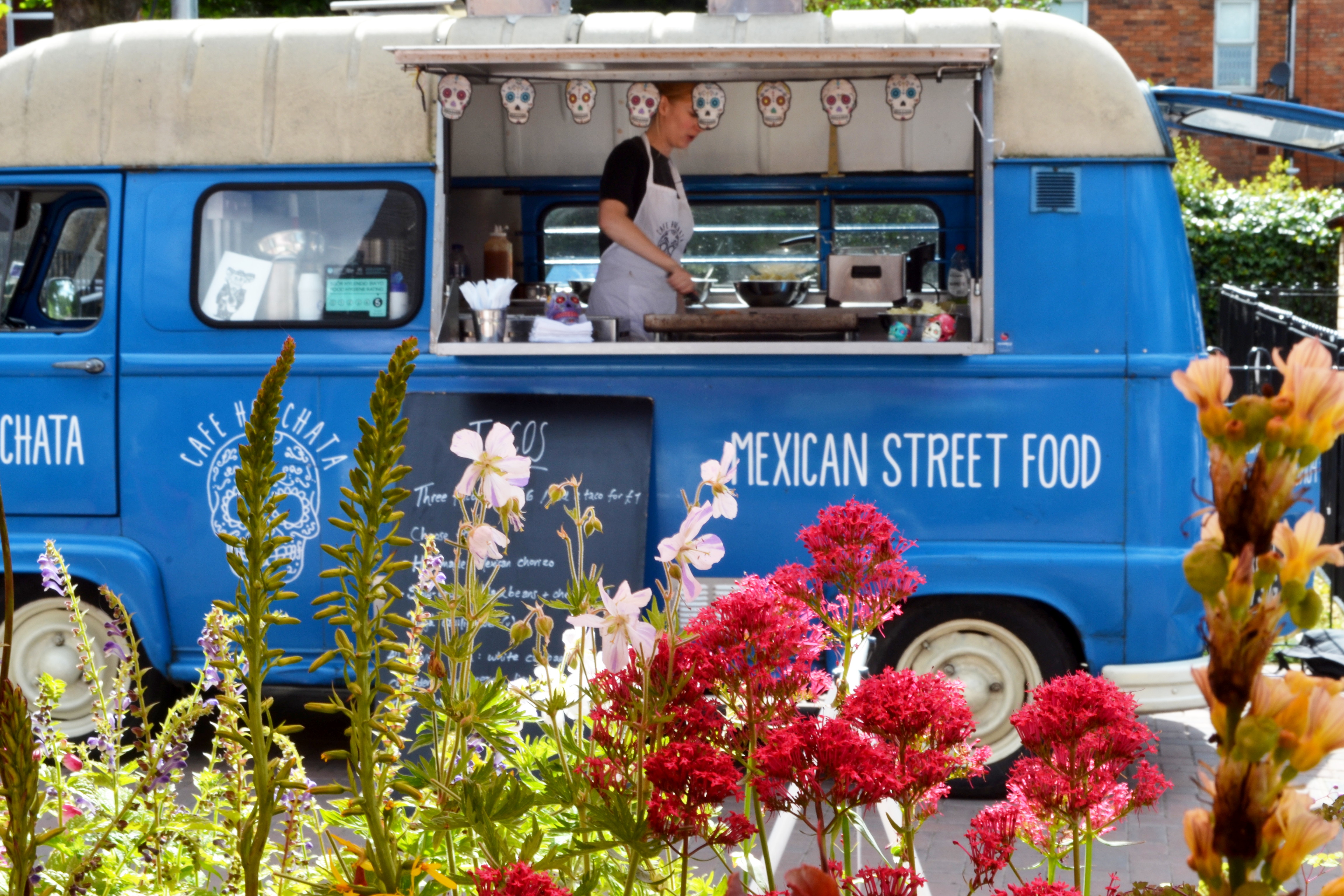 2016_stirchley_market_july_cafe_horchata_flowers