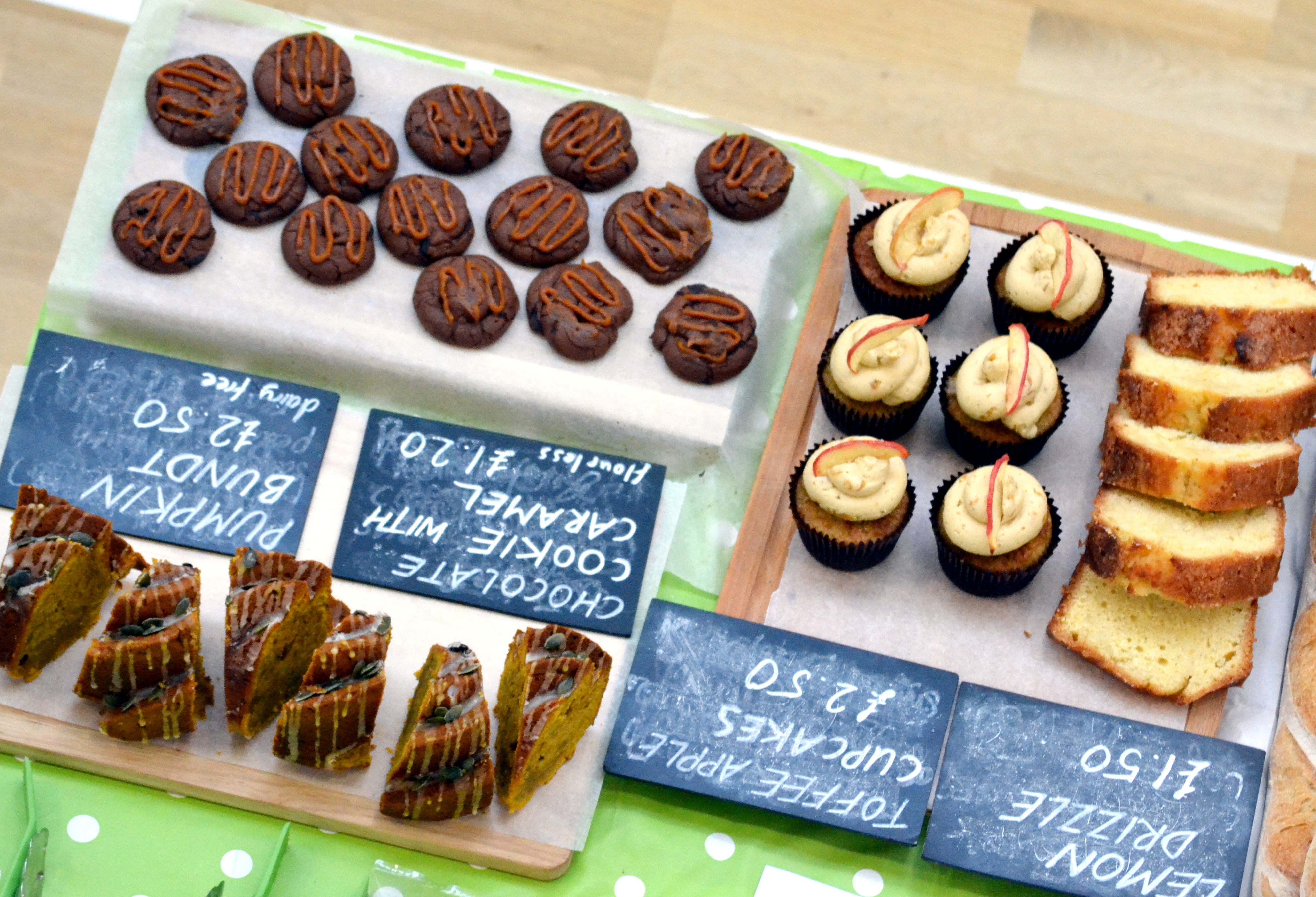 Cakes, cookies and pumpkin bundt from Loaf